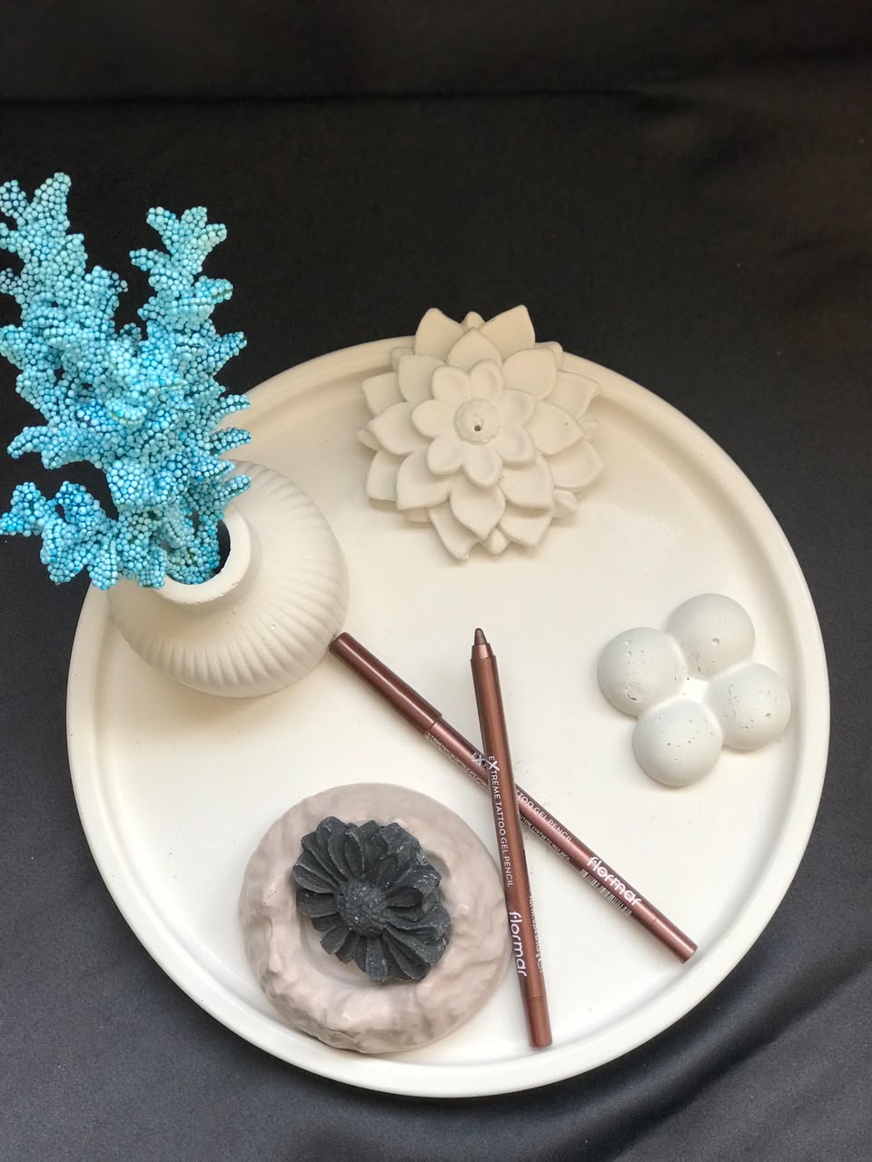 سرمه مدادی چشم قهوه ای شاین