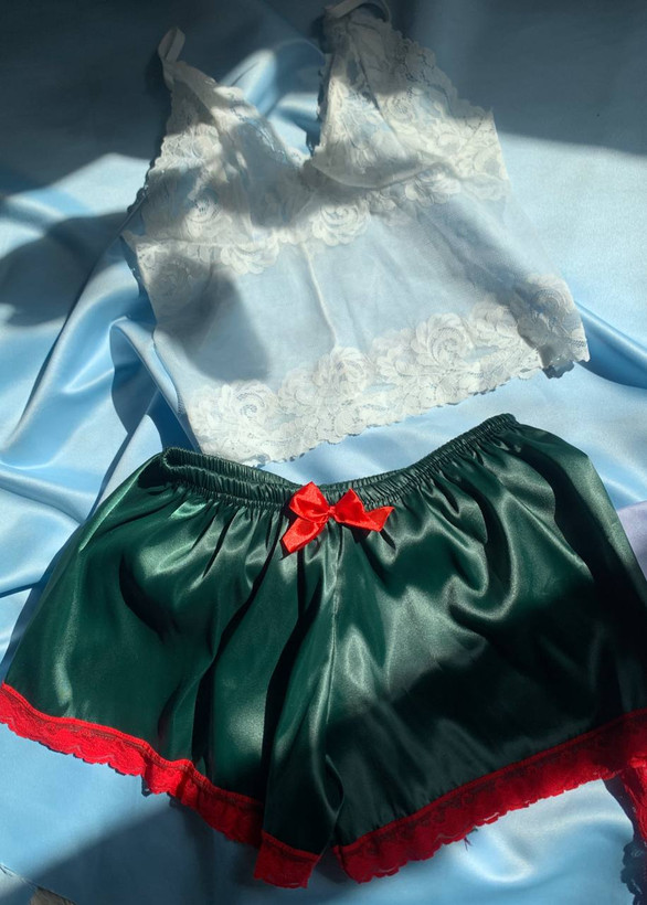 ست تاپ توری و شلوارک